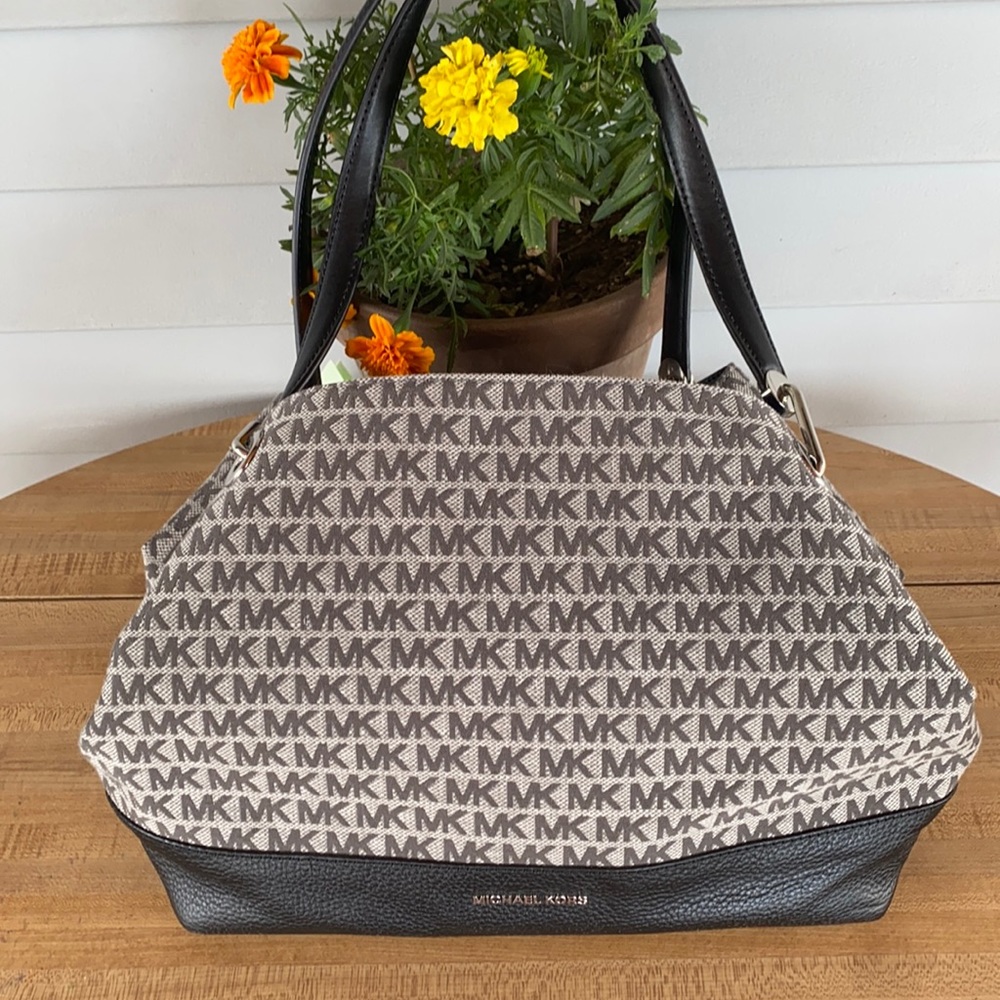 Michael Kors NWT Raven Lg Shoulder Tote NWT Graphite Authentic 3 Lg Compartments